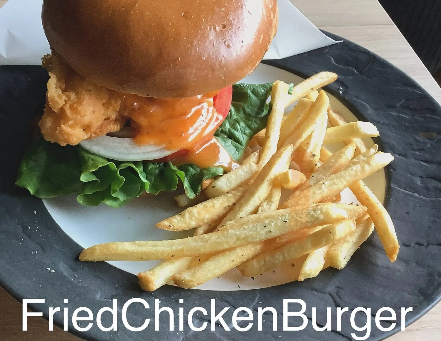 ランチメニューの写真を更新致しました。